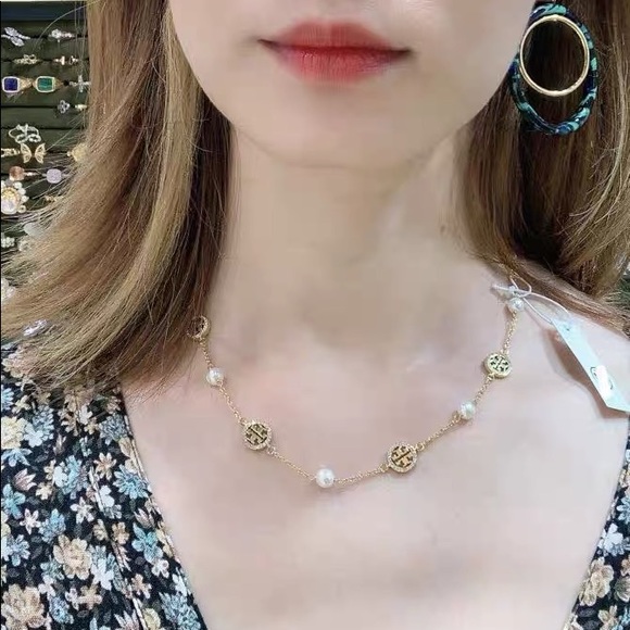 Tory Burch Multi-use Kira Gold Gemstone Pearl-Chain Necklace - Picture 8 of 15